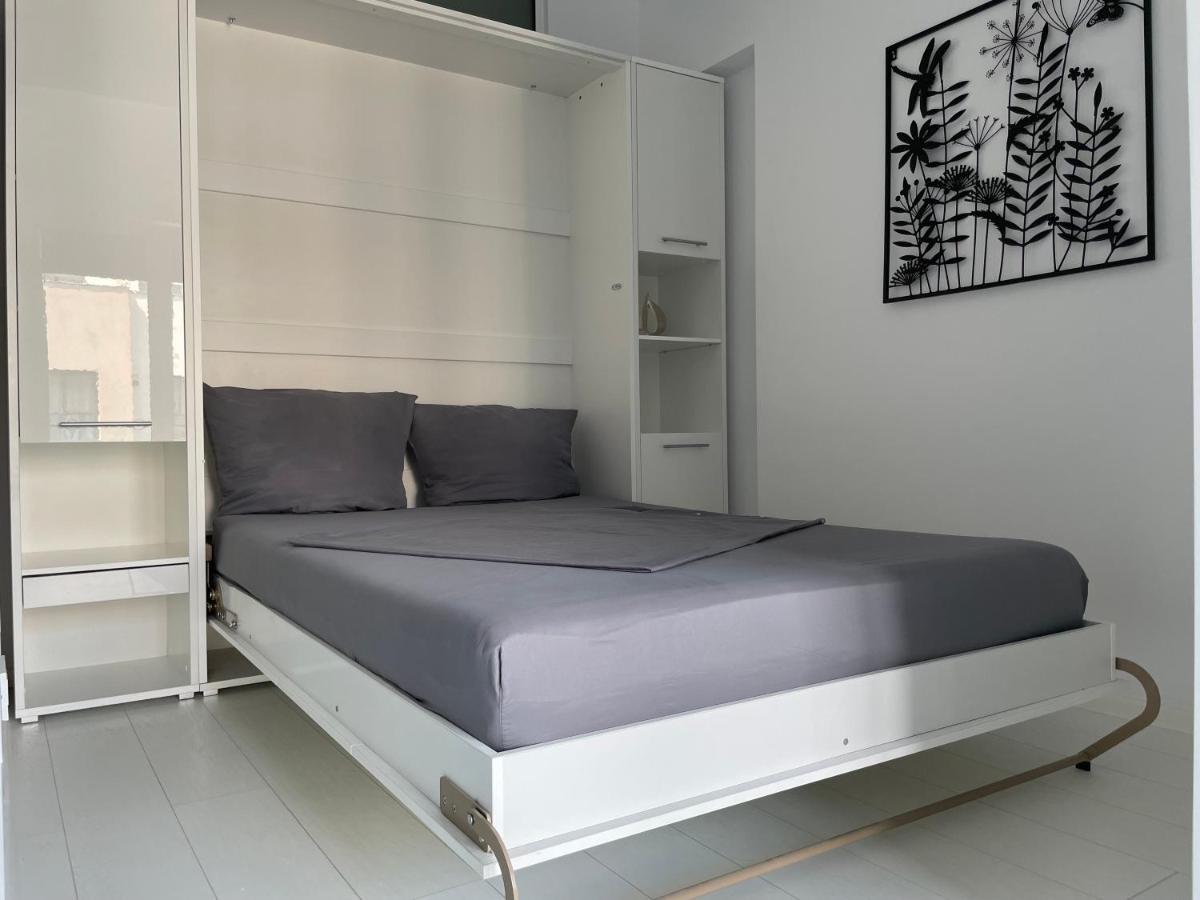 Luxury Westpark 2-Room Apartment Lakeview W5 Bucareste Exterior foto